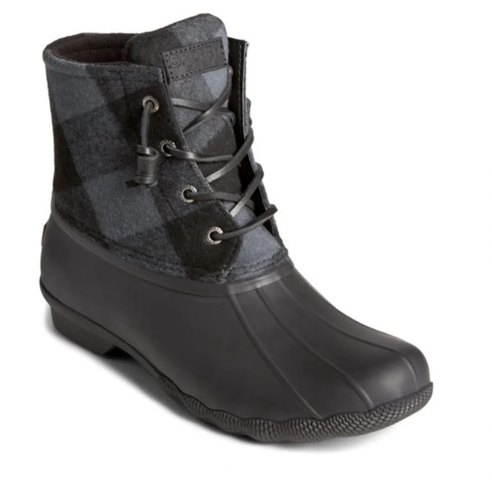 Sperry NWOB Saltwater Buffalo Check Duck Boot Winter Duck Boots Lug Sole SIZE 6